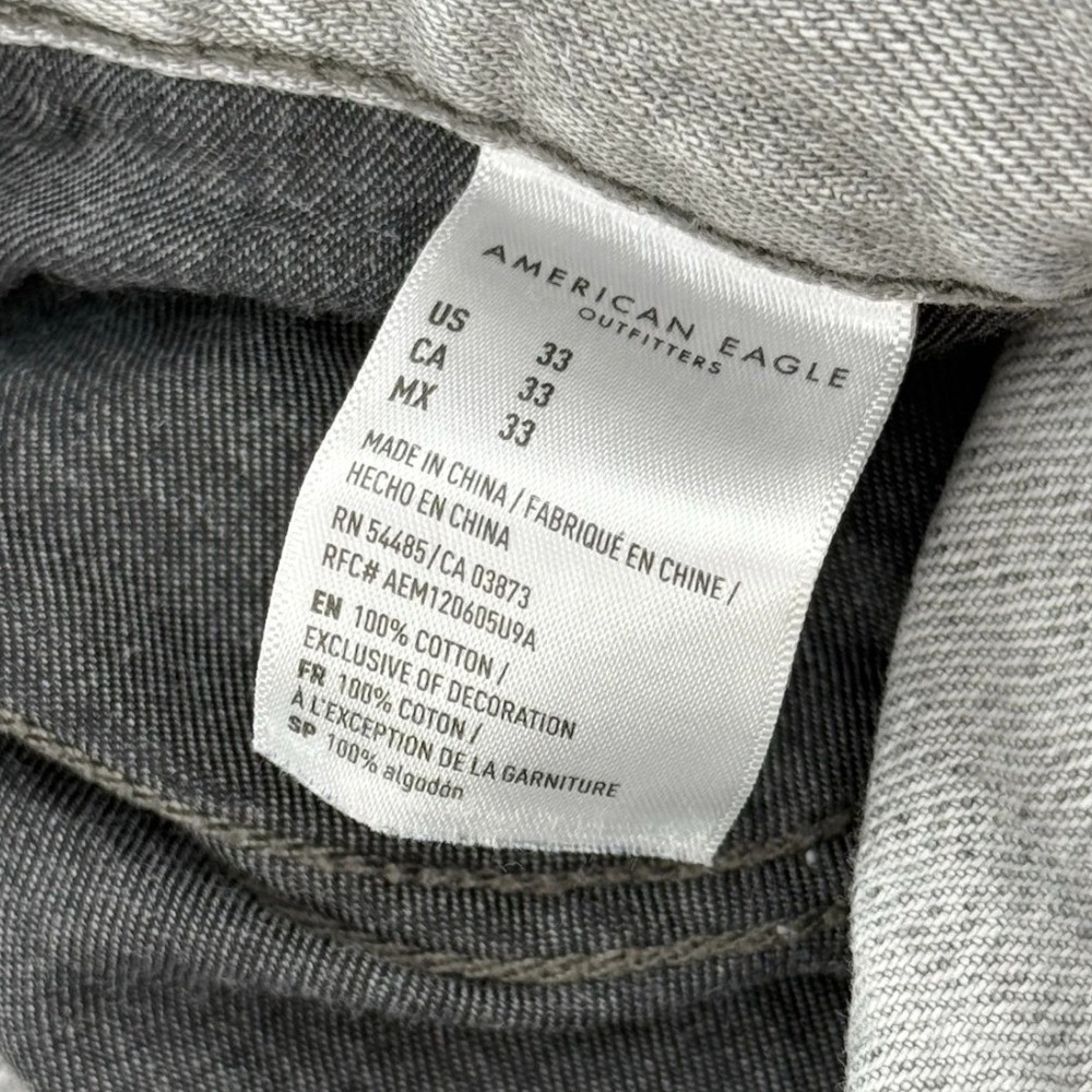American Eagle Mens Gray Distressed Denim Shorts Size 33 Ripped Frayed Cotton - Picture 3 of 8